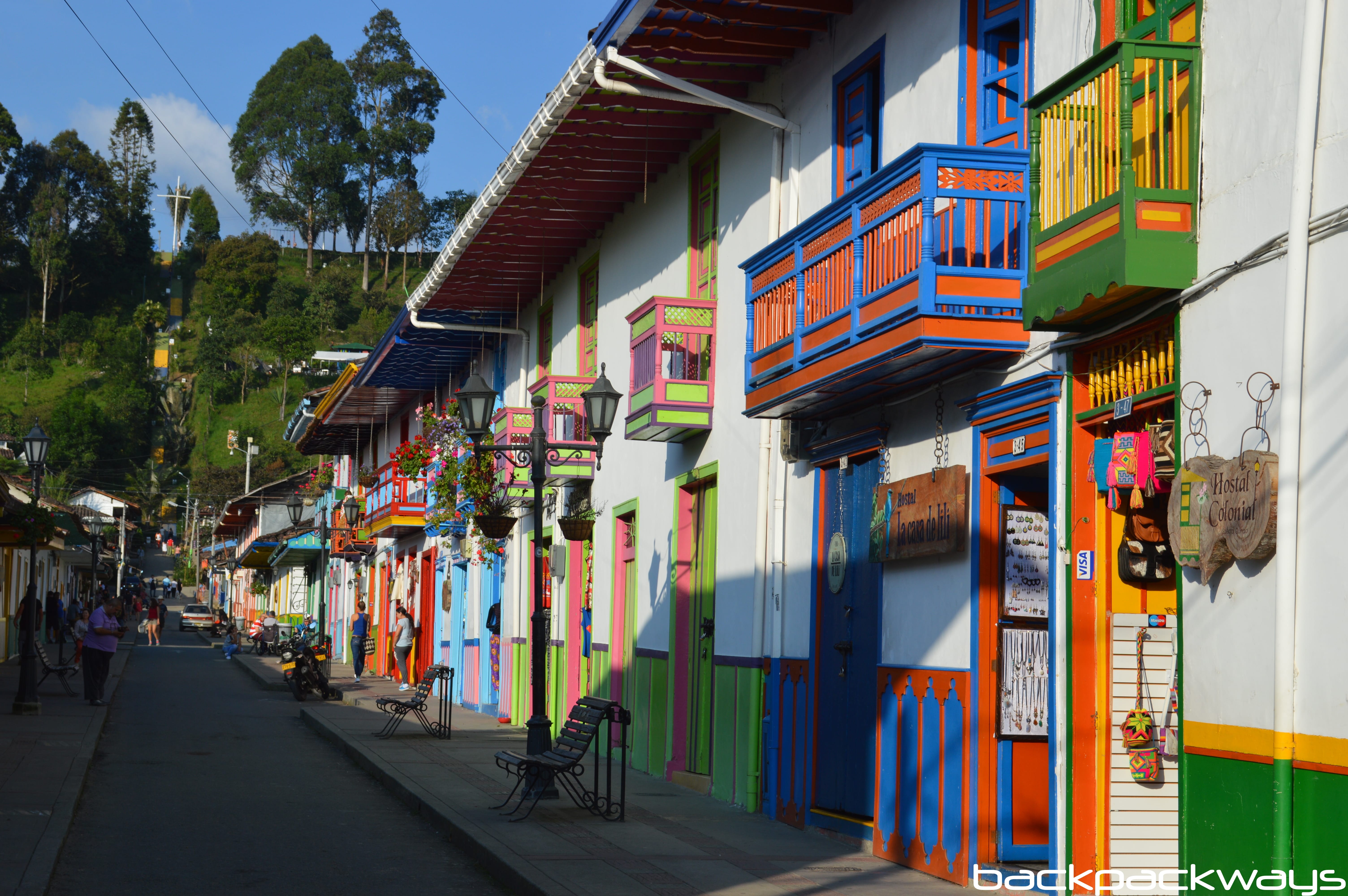 Calle Real Salento Colombia - Backpackways